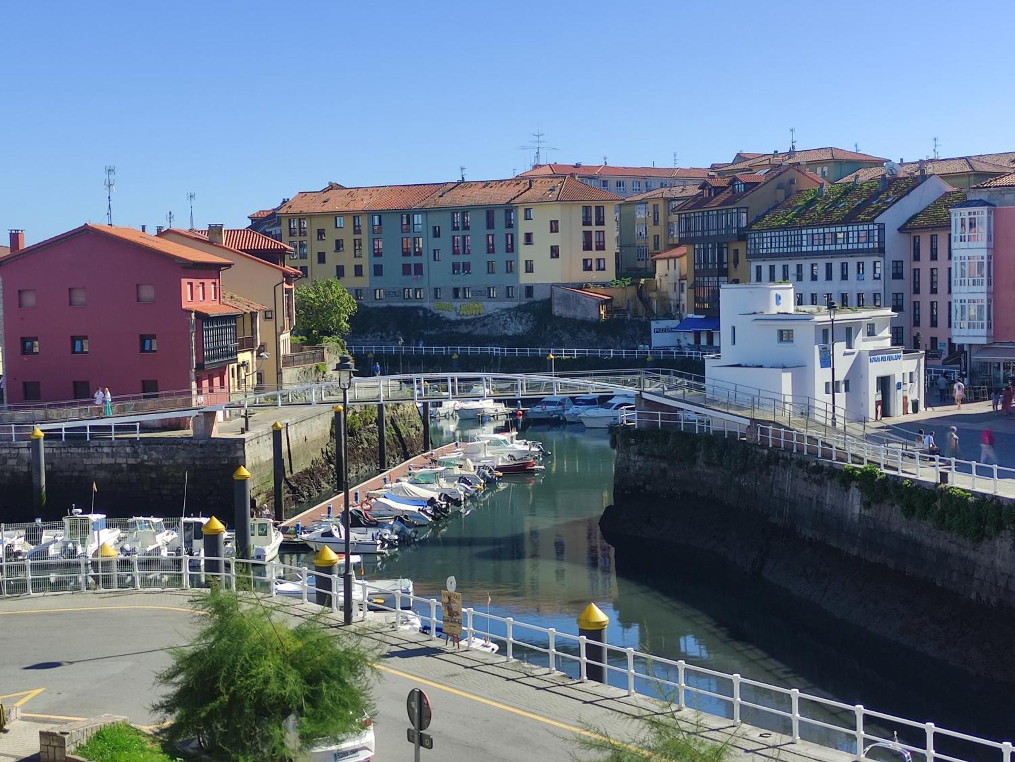 Hotel Puerto Rico Llanes Exteriör bild